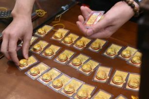 Vàng trong nước vượt mốc 187 triệu đồng mỗi lượng