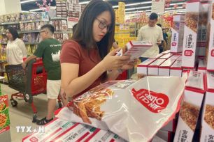 Nhiều siêu thị TPHCM chủ động bình ổn giá, giảm tác động giá xăng dầu