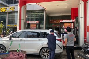 Bộ Công thương tiếp tục thông báo giữ nguyên giá xăng dầu