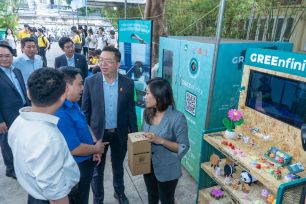 Giới thiệu 10.000 việc làm đến người lao động