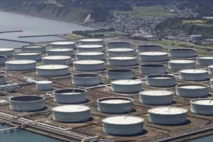 Một số quốc gia bắt đầu giải phóng nguồn dự trữ dầu 