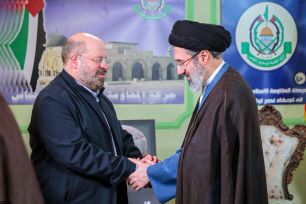 Iran bác tin Lãnh tụ Tối cao sang Nga điều trị