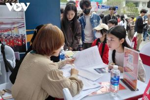 Trường đại học đào tạo về AI để thích nghi với tình hình mới