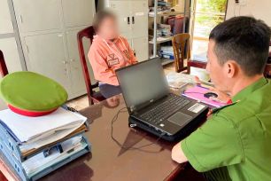 Xử lý người phụ nữ báo tin giả mất 1,1 cây vàng