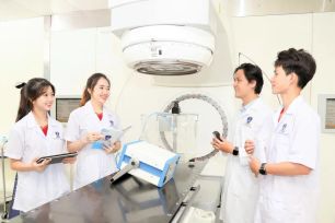 Tuyển sinh đại học khối ngành sức khỏe: Nhiều điểm mới về ngành học, tổ hợp xét tuyển