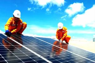 TPHCM khuyến khích phát triển điện mặt trời mái nhà theo hướng tự sản xuất, tự tiêu thụ