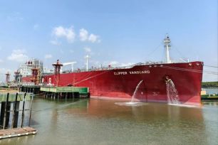 Thêm 38.000 tấn LPG nhập khẩu từ Australia cập cảng Thị Vải