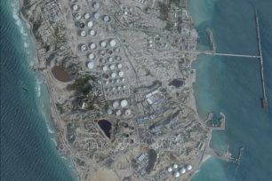 Mỹ cân nhắc chiếm đảo Kharg để mở eo biển Hormuz