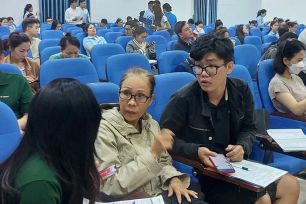 Tiếp sức chạy đua kê khai thuế