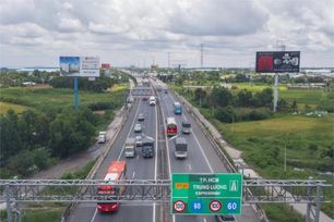 Bộ Xây dựng đề nghị Đồng Tháp hỗ trợ vật liệu cho cao tốc TP.HCM - Trung Lương - Mỹ Thuận