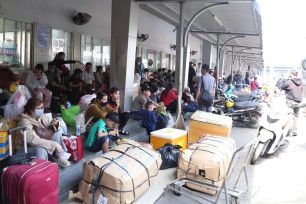 Doanh nghiệp chật vật ứng phó giá cước vận tải mới