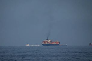 Iran nêu điều kiện cho tàu thuyền đi qua eo biển Hormuz