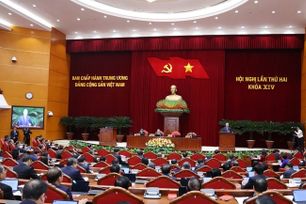 Khai mạc trọng thể Hội nghị lần thứ hai Ban Chấp hành Trung ương Đảng khóa XIV