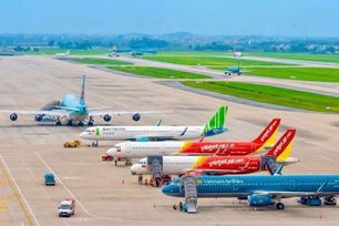 Hàng không dự kiến phụ thu nhiên liệu, điều chỉnh khai thác một số đường bay