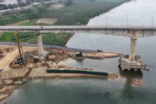 Phú Thọ yêu cầu đẩy nhanh tiến độ sửa chữa cầu Sông Lô