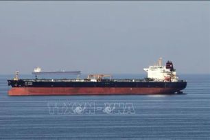 Doanh thu bán dầu Iran tăng vọt nhờ 'độc quyền' eo biển Hormuz