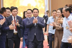 Tăng trưởng 2 con số cần sự tham gia của doanh nghiệp