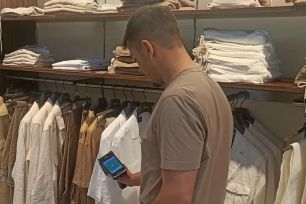 Zebra Technologies ra mắt giải pháp bán lẻ thời trang ứng dụng blockchain