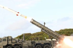 Nhật Bản lần đầu triển khai tên lửa tầm xa trong nước