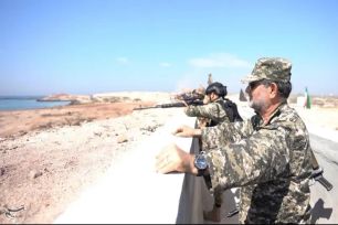 Tổng thống Mỹ cân nhắc chấm dứt chiến dịch quân sự nhằm vào Iran