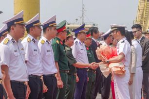 Tàu hộ vệ Asahi của Lực lượng Tự vệ trên biển Nhật Bản thăm Đà Nẵng