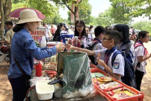 Phạt 40 triệu đồng nếu bán thực phẩm không an toàn cho trẻ em