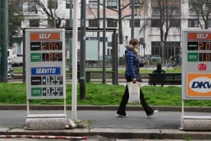 Hơn 40 quốc gia tìm giải pháp mở lại eo biển Hormuz