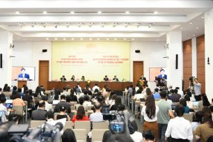 Quốc hội họp Kỳ họp thứ nhất bầu Chủ tịch nước, Thủ tướng, Chủ tịch Quốc hội