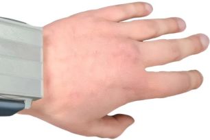 Thiết bị đeo phát hiện vi nhựa trong cơ thể