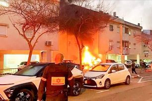 Iran không chấp nhận ngừng bắn tạm thời