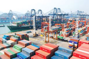 Phê duyệt chương trình hỗ trợ doanh nghiệp mở rộng thị trường quốc tế giai đoạn 2026 - 2030