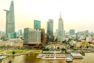 Bài 1: Tầm nhìn không chỉ nằm ở bảng xếp hạng