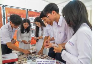 Chơi cờ - học lịch sử