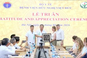 Tri ân cô gái người Anh hiến tạng cứu sống 3 bệnh nhân tại Việt Nam 