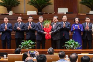 Tiểu sử tóm tắt của các Phó Thủ tướng