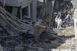 Cáo buộc Mỹ vi phạm, Iran dọa hủy thỏa thuận ngừng bắn