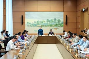 Miễn viện phí và khám sàng lọc: Cần cách làm hiệu quả cho 100 triệu dân