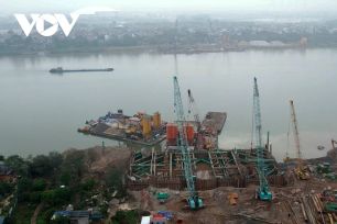 Hà Nội quyết tâm không để chậm tiến độ 3 cây cầu qua sông Hồng