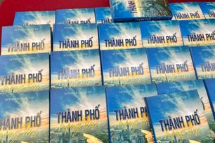 Lịch sử thành phố hào hùng trong tim của một bác sĩ 