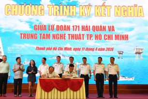 Lữ đoàn 171 Hải quân và Trung tâm Nghệ thuật TPHCM ký kết nghĩa