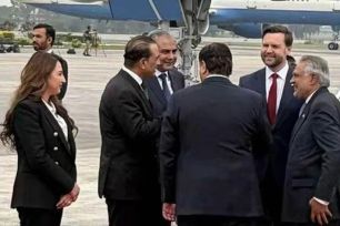 Mỹ - Iran bắt đầu đàm phán tại Pakistan