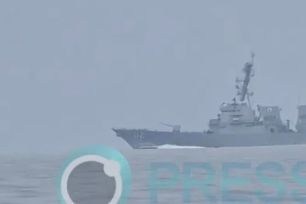 Mỹ tuyên bố phong tỏa eo biển Hormuz