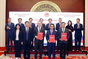 Doanh nghiệp Việt - Trung ký kết 10 thỏa thuận hợp tác mới
