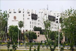 Pakistan nỗ lực nối lại đàm phán Mỹ – Iran trước hạn ngừng bắn