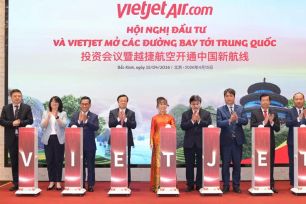 Vietjet ký kết thoả thuận tài trợ thuê mua 10 tàu bay Comac