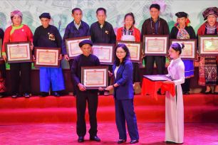 Gắn bảo tồn văn hóa với du lịch, tạo sinh kế bền vững cho đồng bào