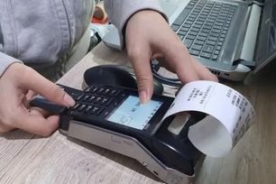 Cục Thuế: Hộ kinh doanh có doanh thu dưới 500 triệu đồng vẫn được dùng hóa đơn điện tử