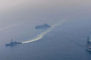 Iran mở cửa eo biển Hormuz