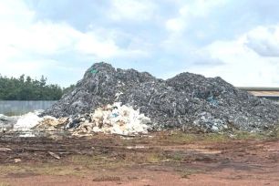 Đồng Nai: Khởi tố 2 đối tượng đổ hơn 567 tấn chất thải gây ô nhiễm môi trường