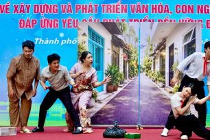 Gieo mầm sống đẹp từ sân khấu học đường